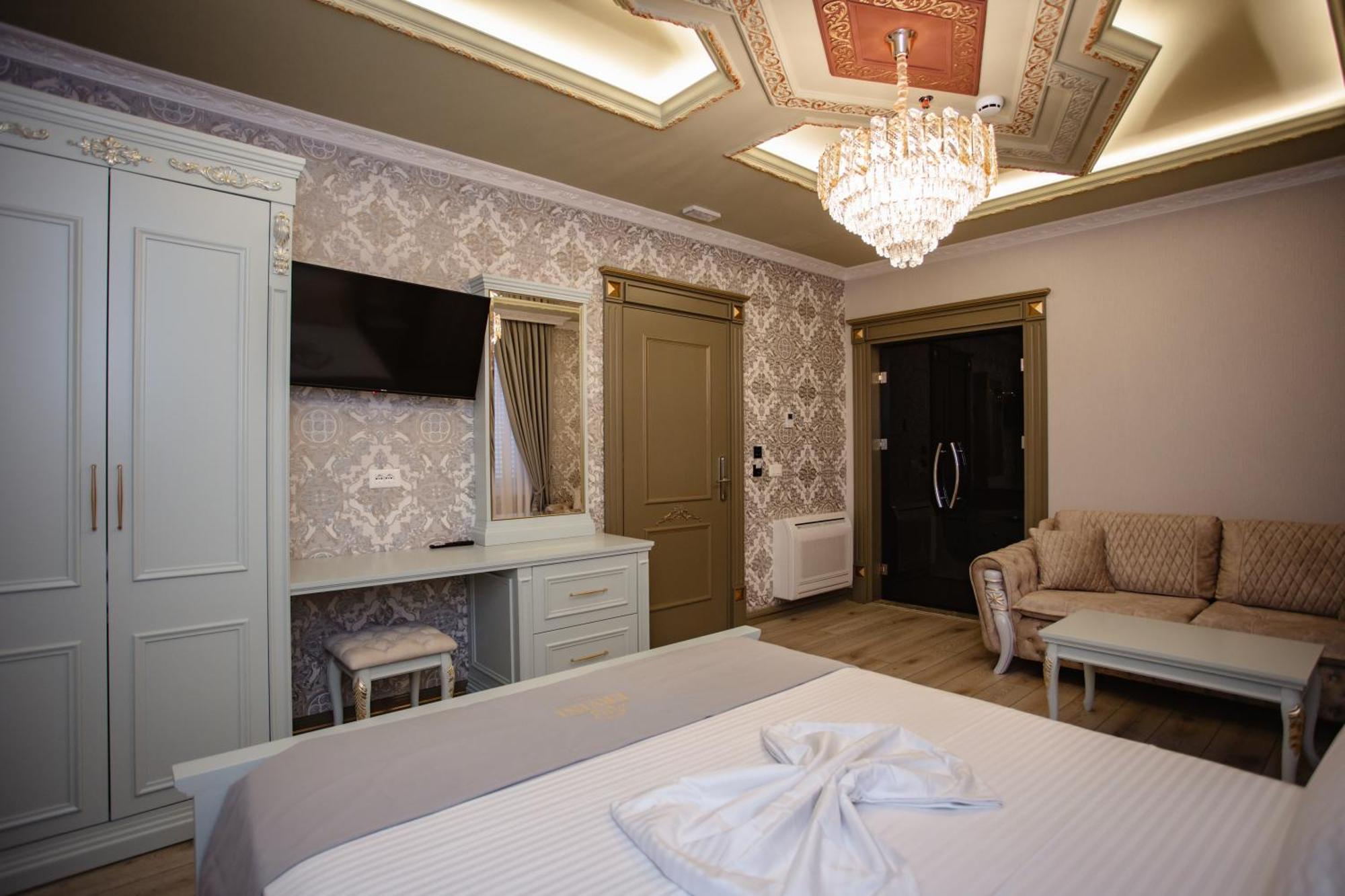 Ervini Boutique Hotel Шкодер Екстер'єр фото