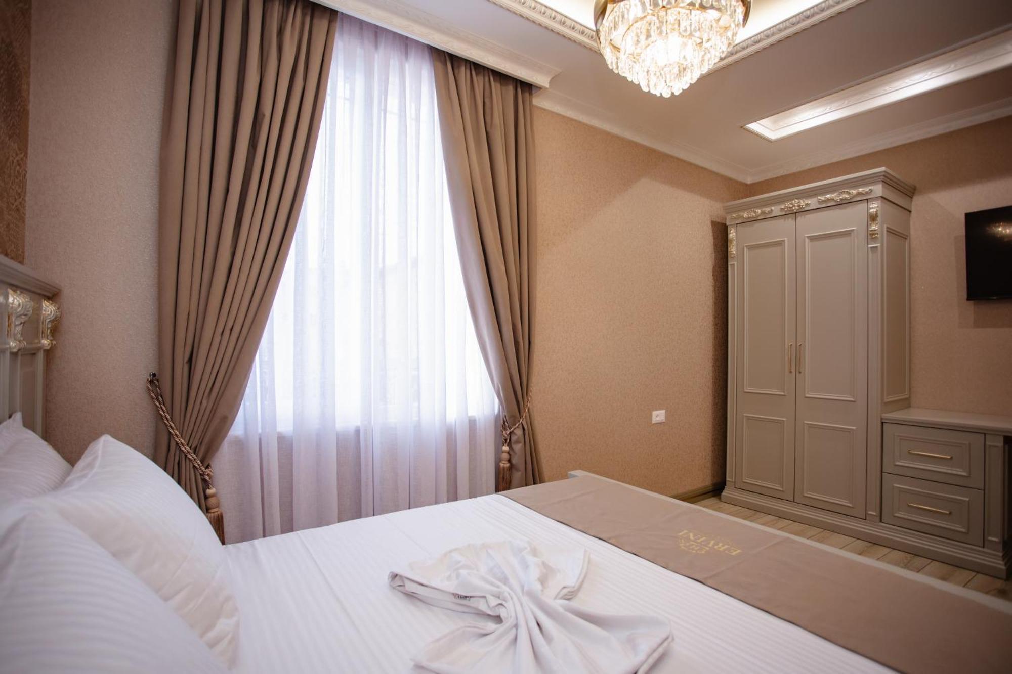 Ervini Boutique Hotel Шкодер Екстер'єр фото